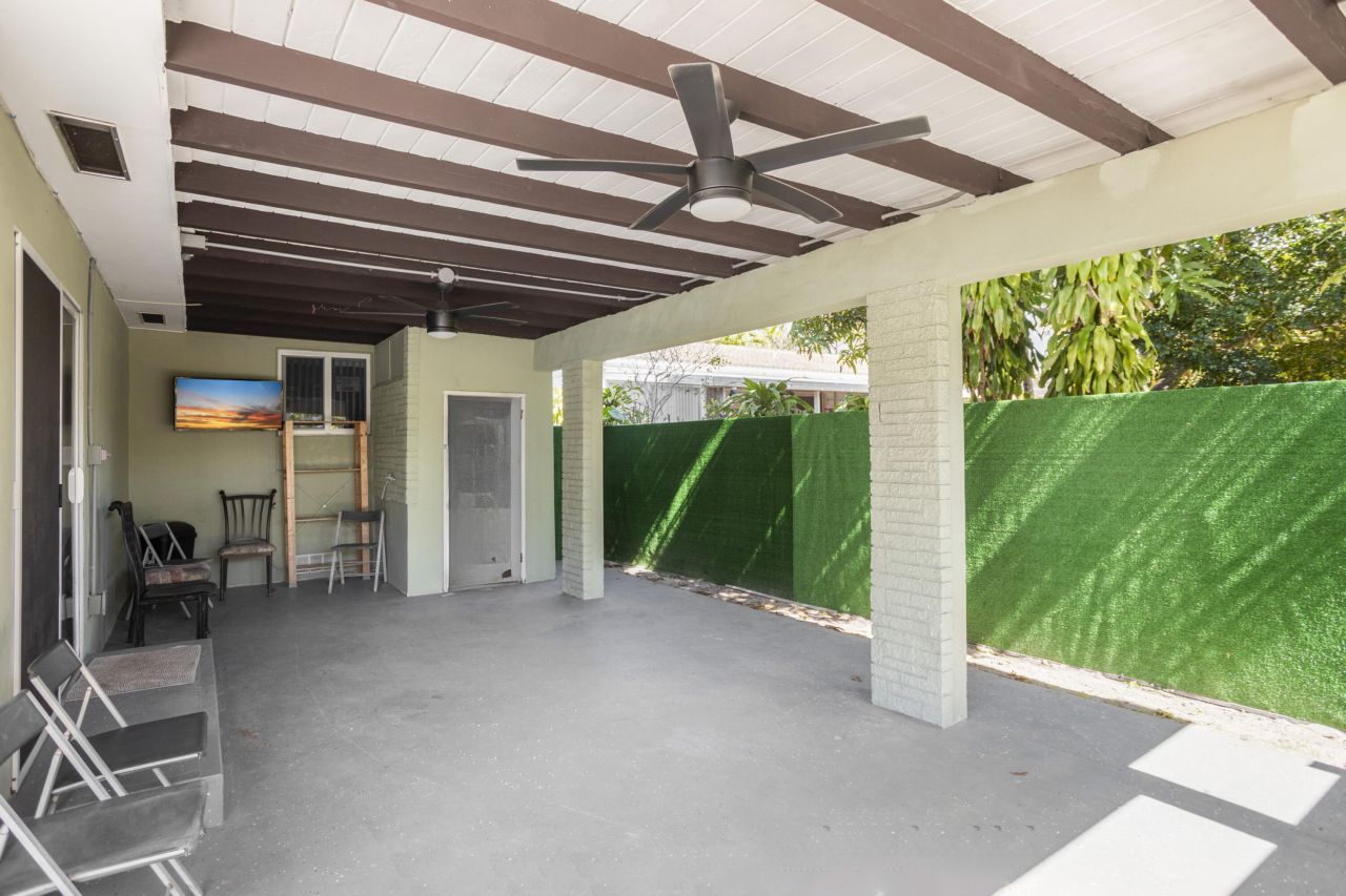 1640 Washinghton Street, Hollywood, FL 33020 Photo