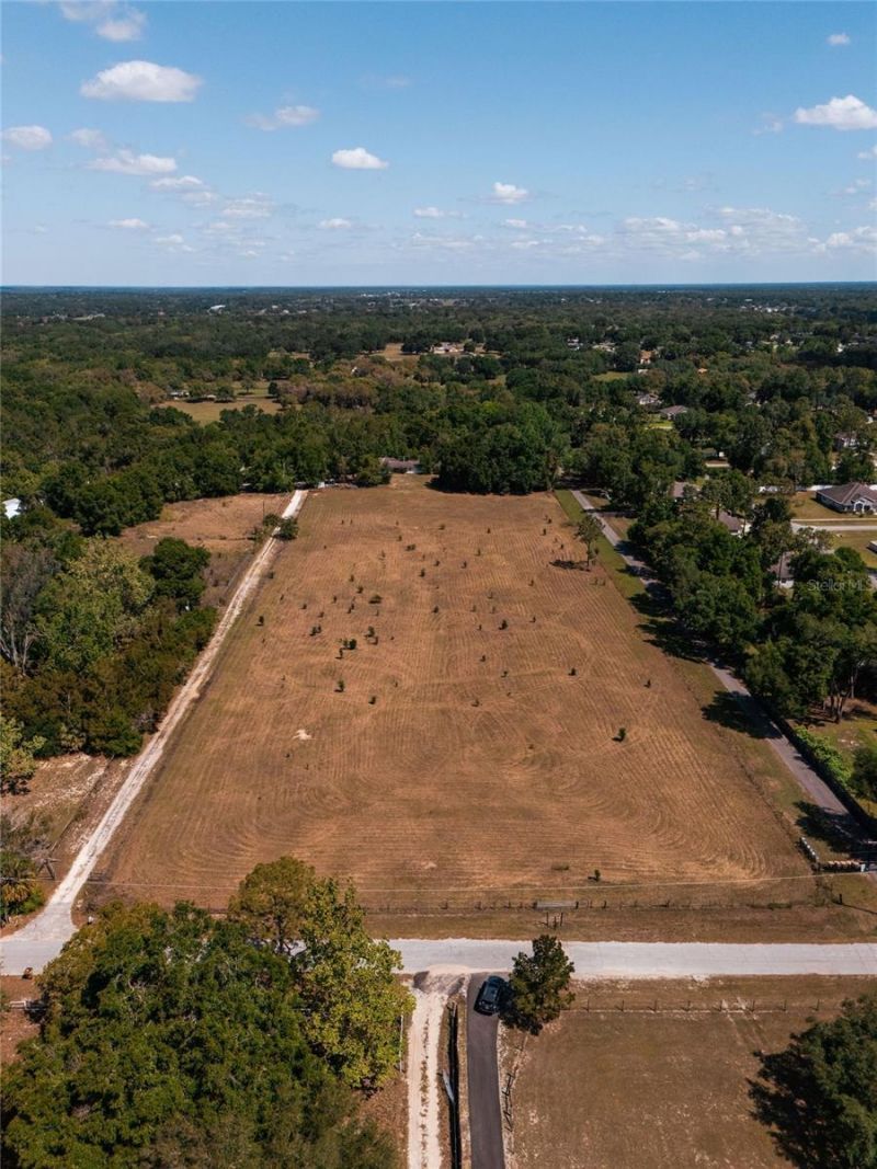 23423 Oak Lane, Sorrento, FL 32776 Photo