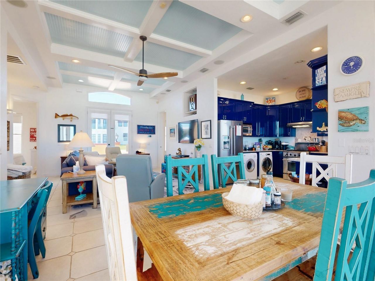 811 N Atlantic Avenue, New Smyrna Beach, FL 32169 Photo