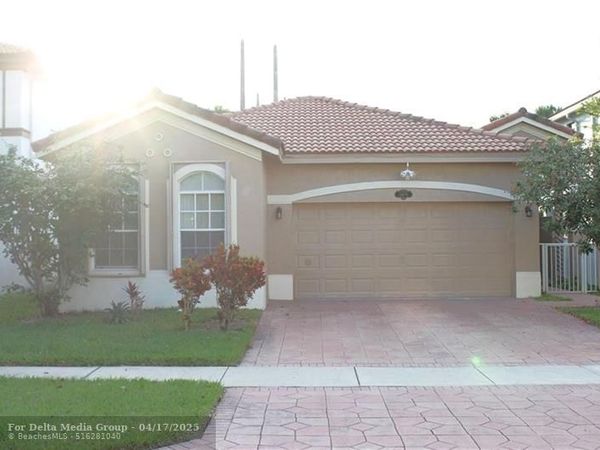 10670 Old Hammock Way, Wellington, FL 33414