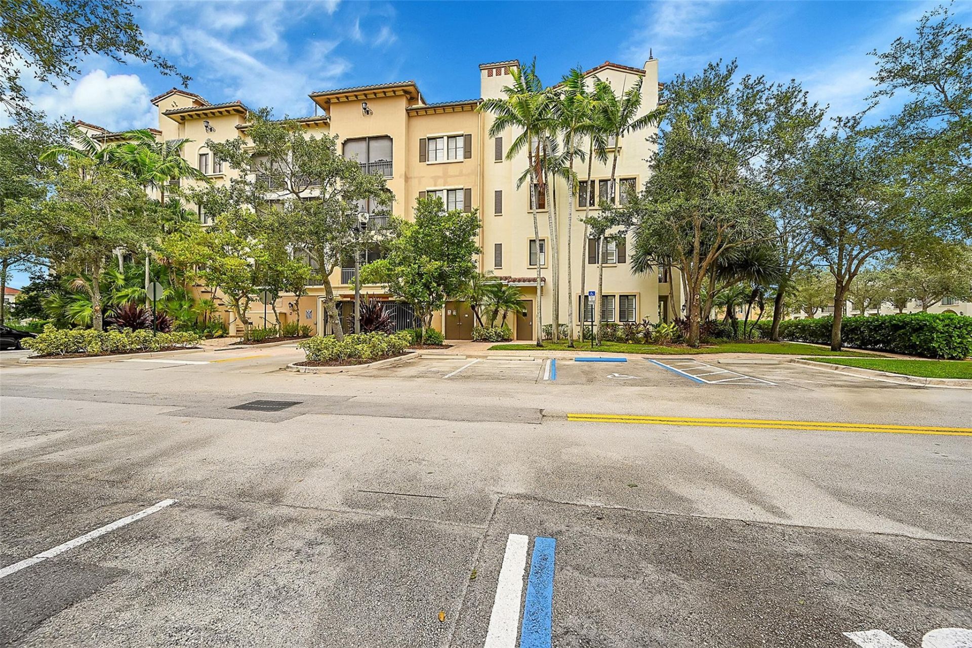 3055 NW 126th Avenue, Unit 108, Sunrise, FL 33323 Photo