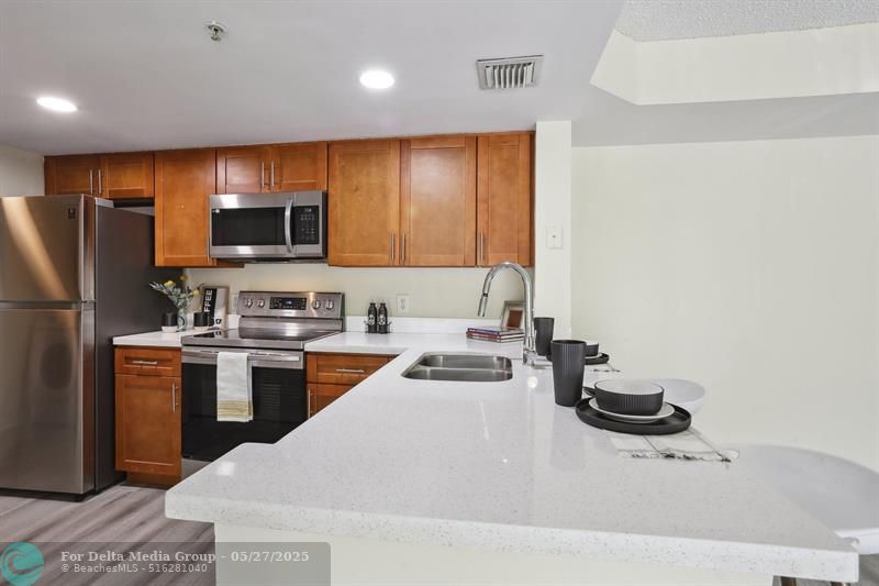 5051 Wiles Road, Unit 201, Coconut Creek, FL 33073 Photo
