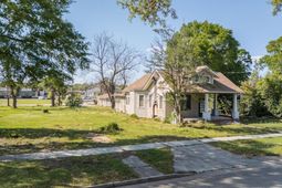 213 Dozier St. photo 4