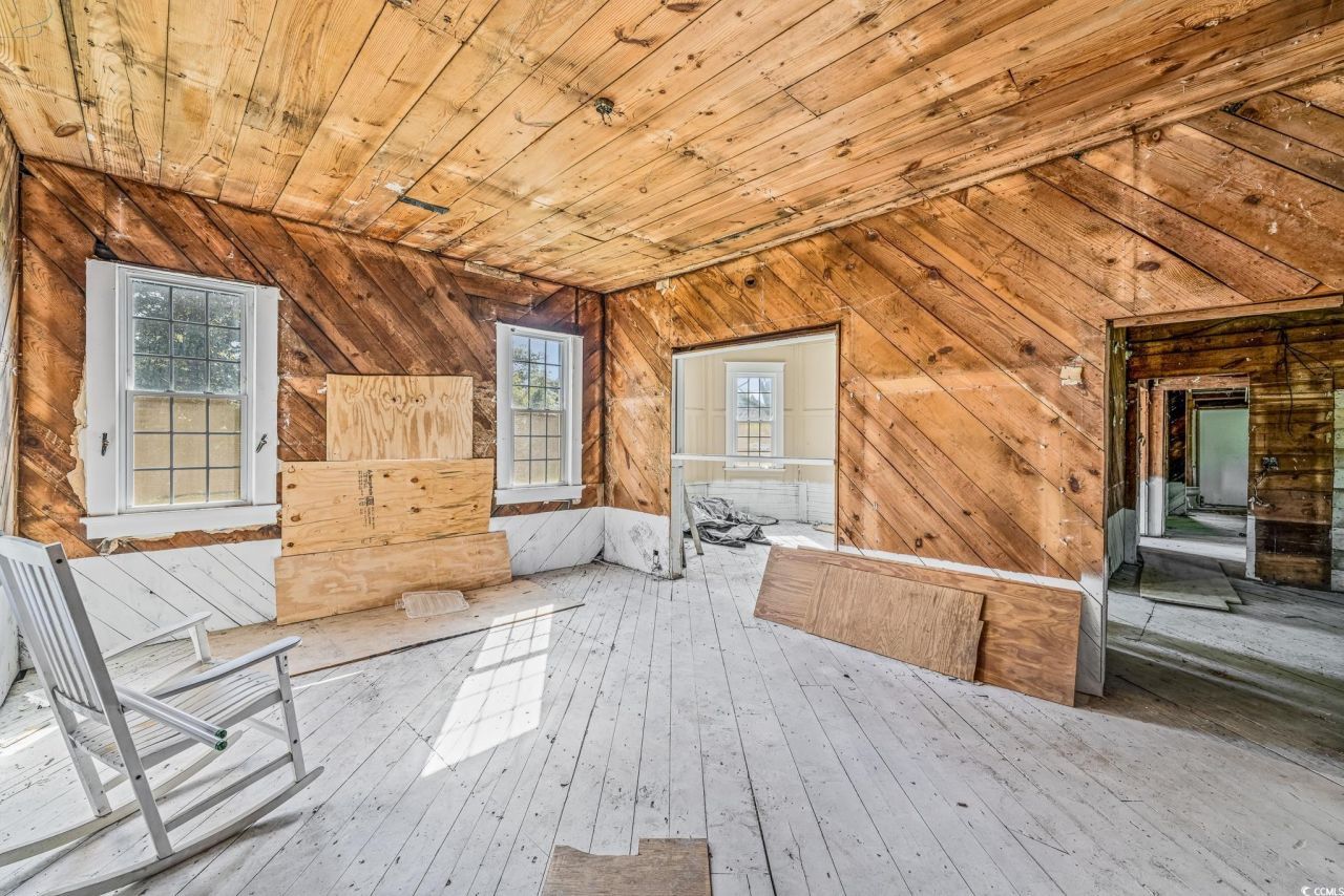 213 Dozier St. Photo 5