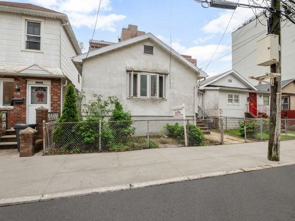 1114 Banner Avenue, Brooklyn, NY 11235
