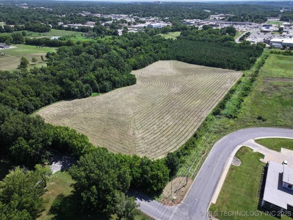 1500 Stickross Mountain Road, Tahlequah, OK 74464