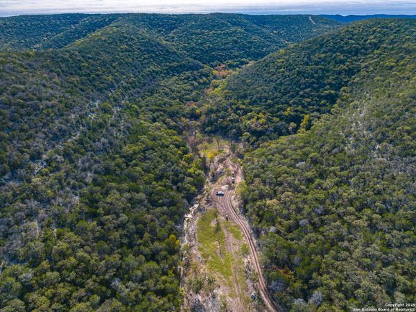 TBD US Hwy 83, Leakey, TX 78873