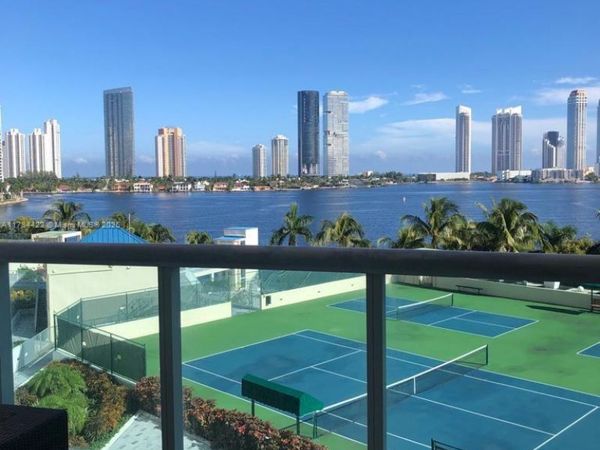 3370 Hidden Bay Dr, Unit 712, Aventura, FL 33180