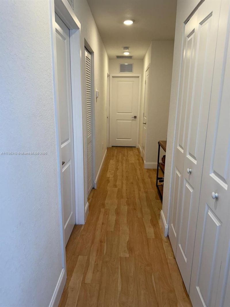 2469 SE 10th St, Homestead, FL 33035 Photo