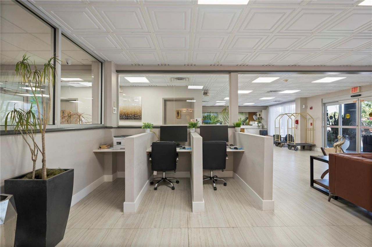 7150 N Tamiami Trail, Unit S-600, Sarasota, FL 34243 Photo