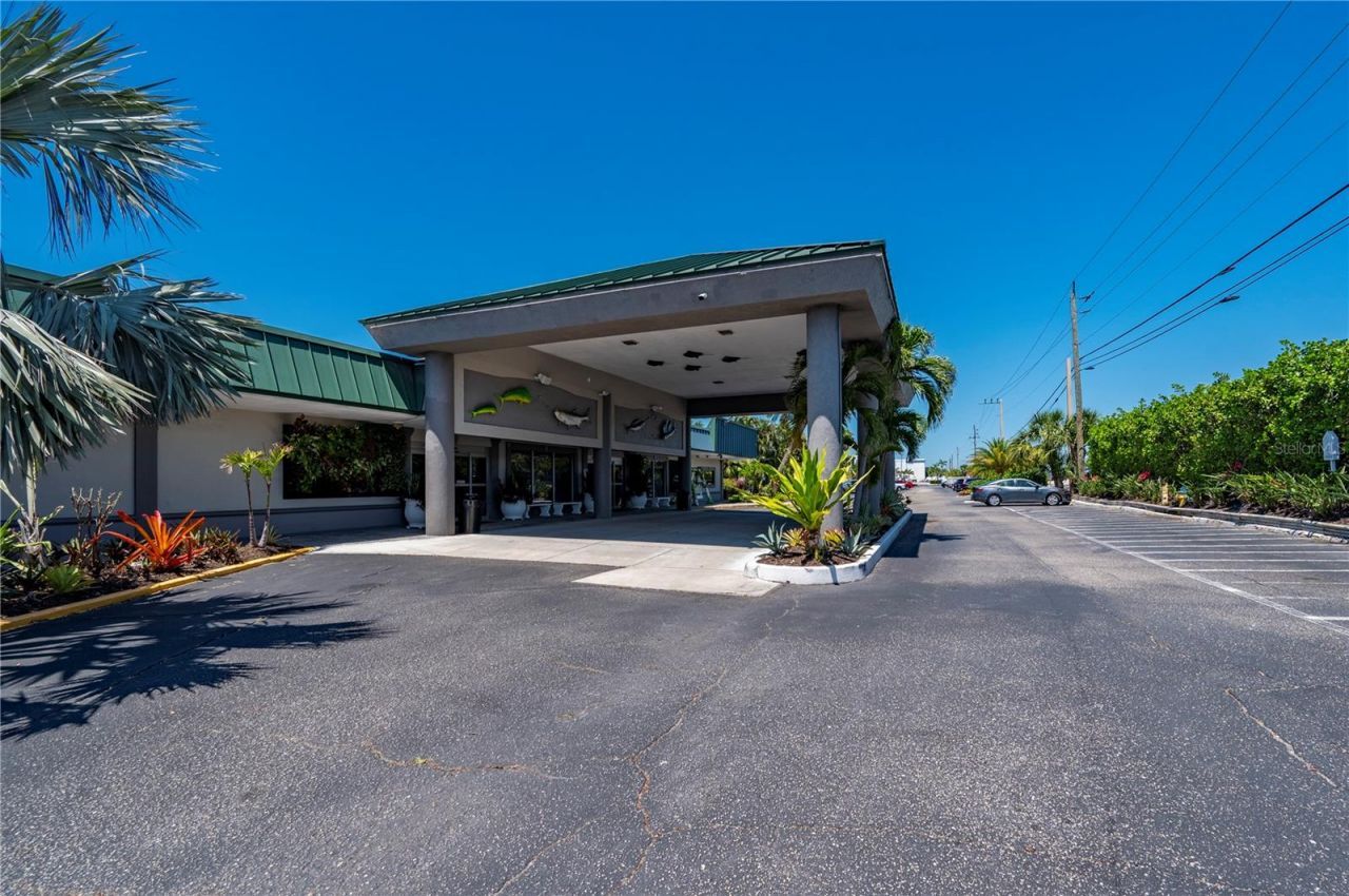 7150 N Tamiami Trail, Unit S-600, Sarasota, FL 34243 Photo
