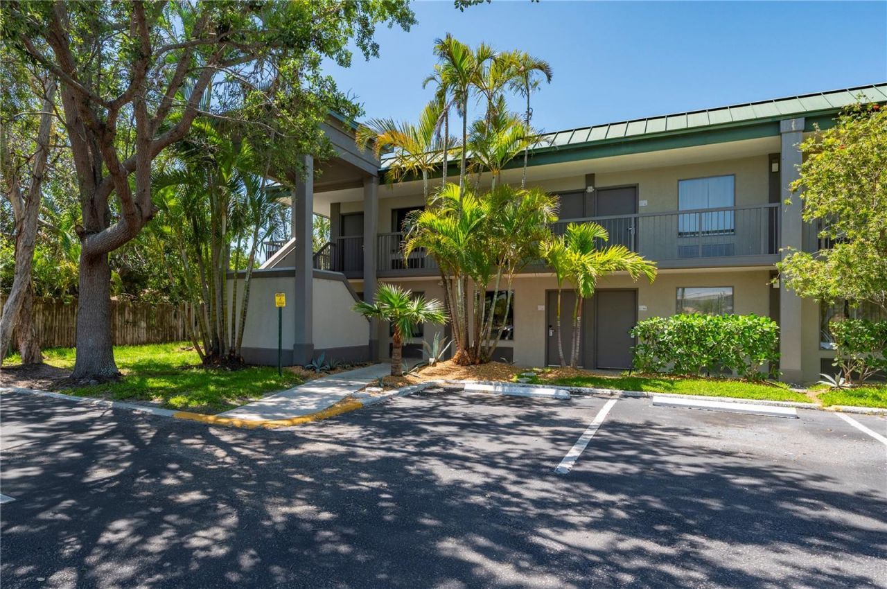7150 N Tamiami Trail, Unit S-600, Sarasota, FL 34243 Photo
