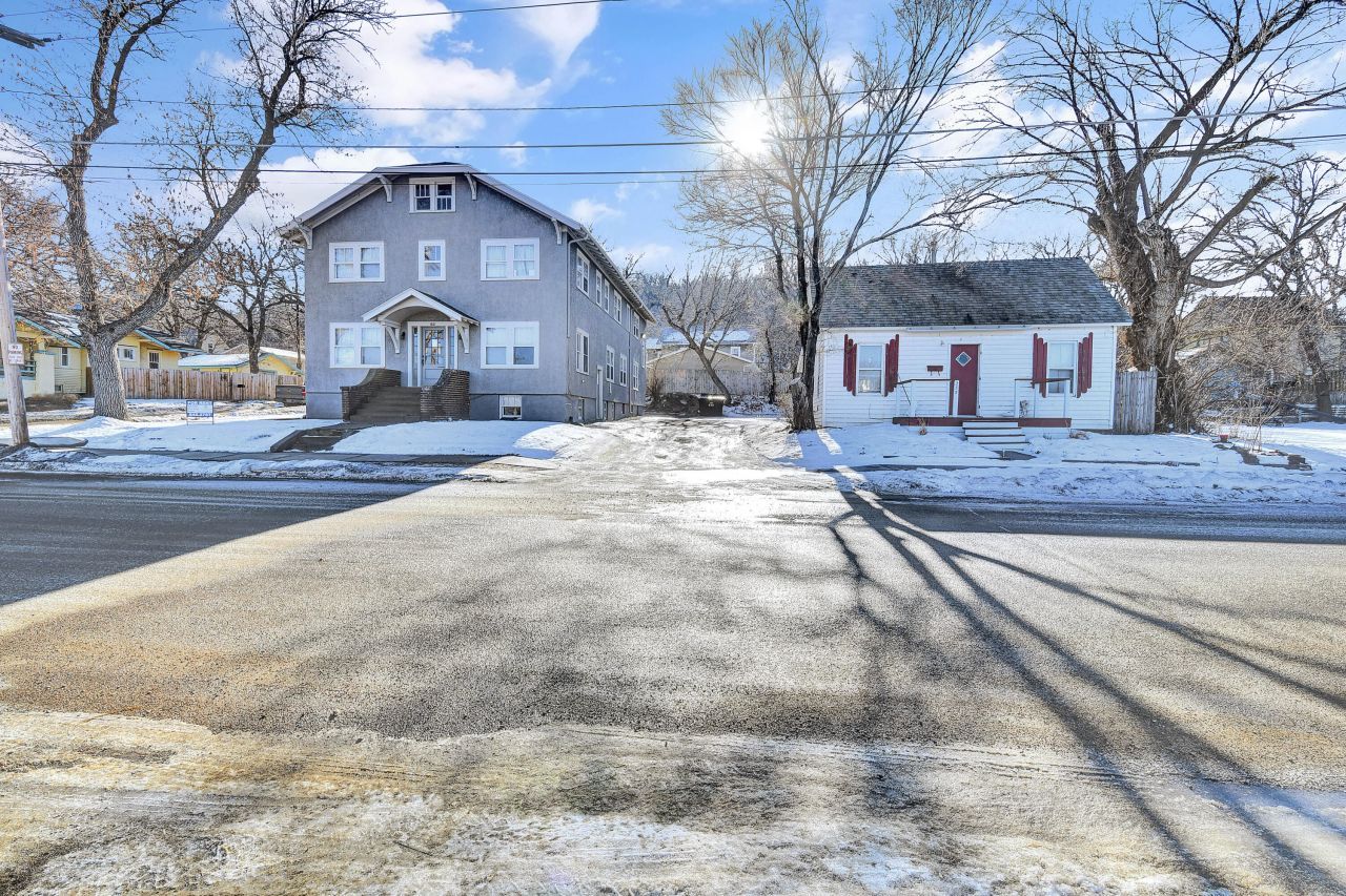 258 & 264 College, Valley City, ND 58072