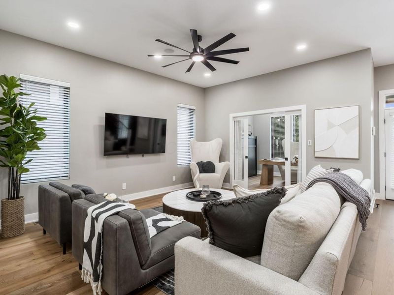 496 W 1st Avenue, Columbus, OH 43201 Photo 3