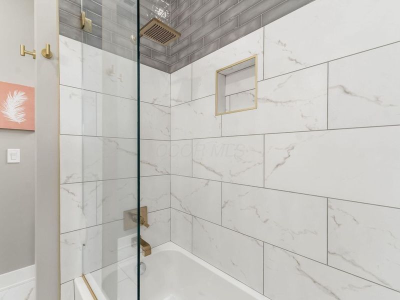 496 W 1st Avenue, Columbus, OH 43201 Photo 38