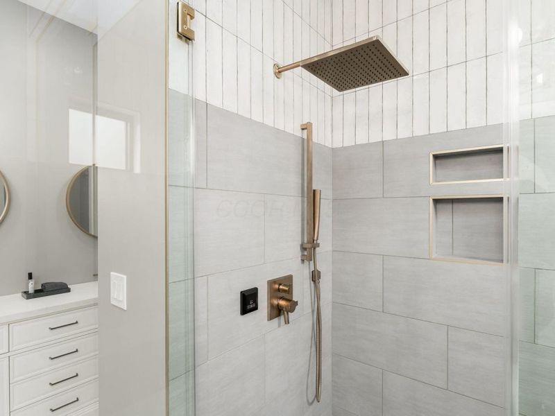 496 W 1st Avenue, Columbus, OH 43201 Photo 48