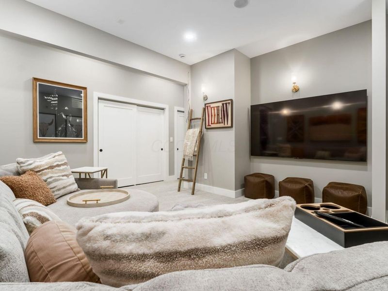 496 W 1st Avenue, Columbus, OH 43201 Photo 75