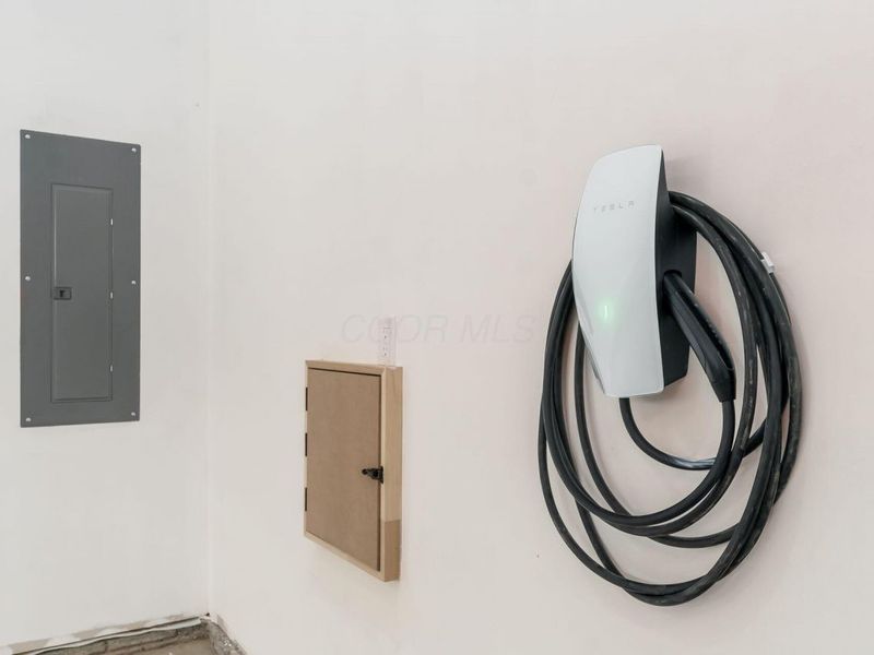 496 W 1st Avenue, Columbus, OH 43201 Photo 81