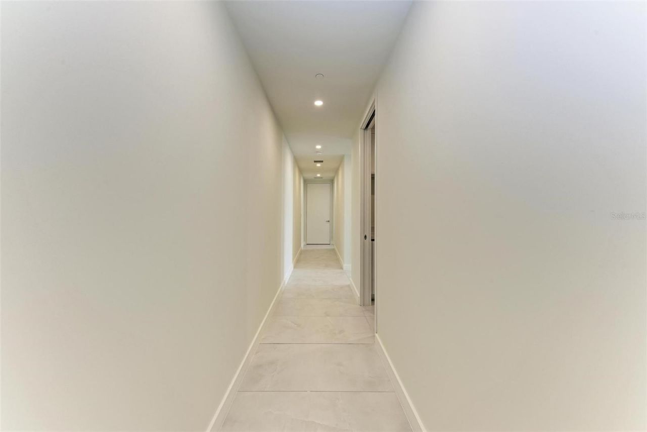 111 Golden Gate Point, Unit 402, Sarasota, FL 34236 Photo