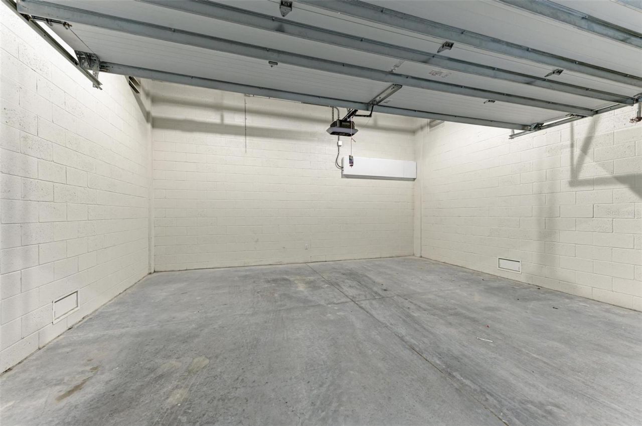 111 Golden Gate Point, Unit 402, Sarasota, FL 34236 Photo