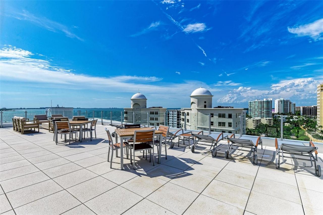 111 Golden Gate Point, Unit 402, Sarasota, FL 34236 Photo