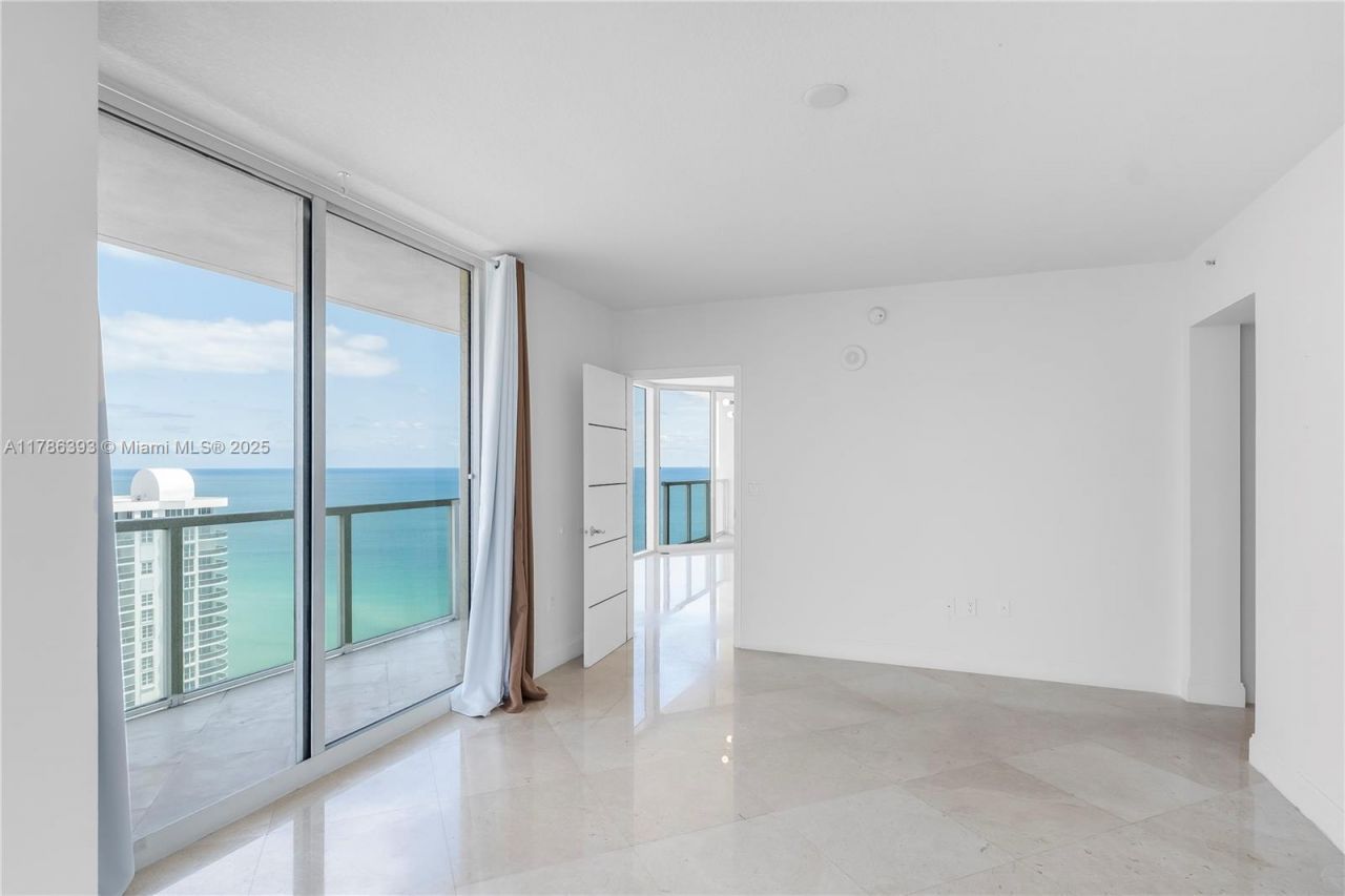 16699 Collins Ave, Unit 3107, Sunny Isles Beach, FL 33160 Photo
