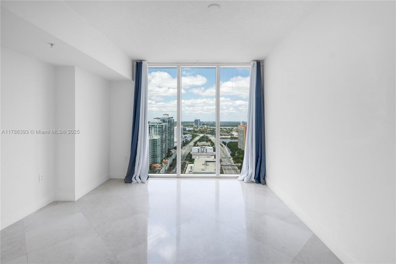 16699 Collins Ave, Unit 3107, Sunny Isles Beach, FL 33160 Photo