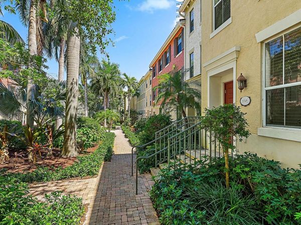 696 Fern Street, West Palm Beach, FL 33401