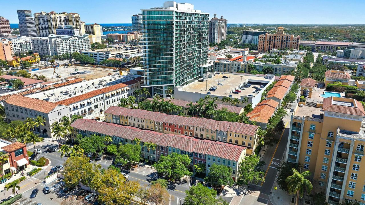 696 Fern Street, West Palm Beach, FL 33401 Photo