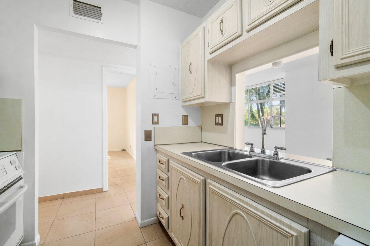 250 NE 20th Street, Unit 2250, Boca Raton, FL 33431 Photo