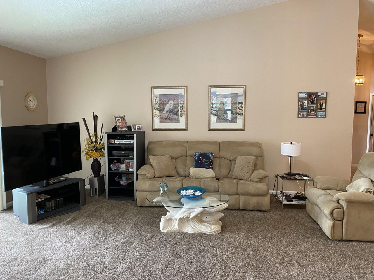 191 Parkwood Drive, Royal Palm Beach, FL 33411 Photo