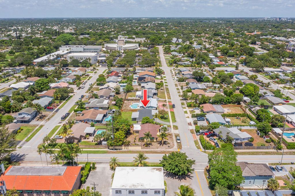 214 SW 3rd Street, Boca Raton, FL 33432 Photo