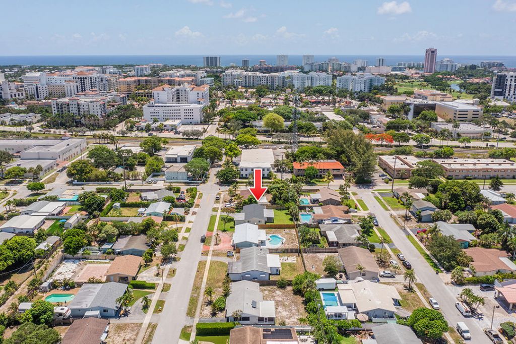 214 SW 3rd Street, Boca Raton, FL 33432 Photo