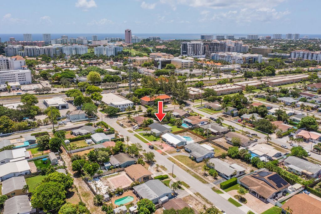 214 SW 3rd Street, Boca Raton, FL 33432 Photo