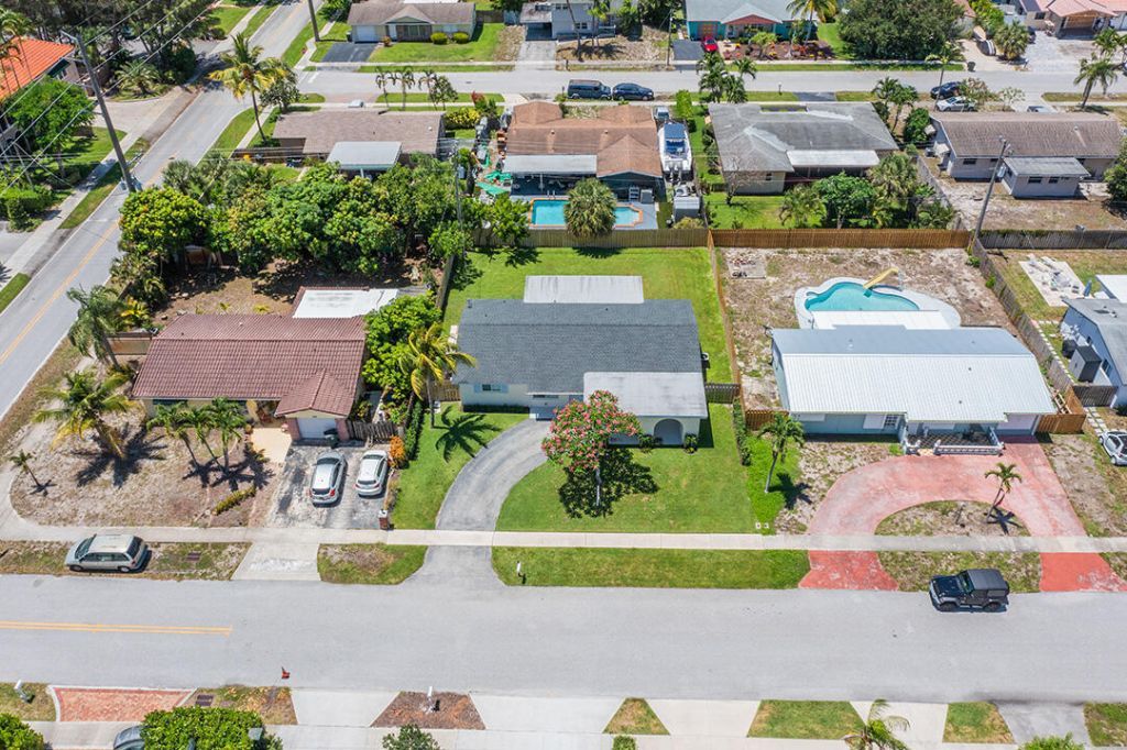 214 SW 3rd Street, Boca Raton, FL 33432 Photo