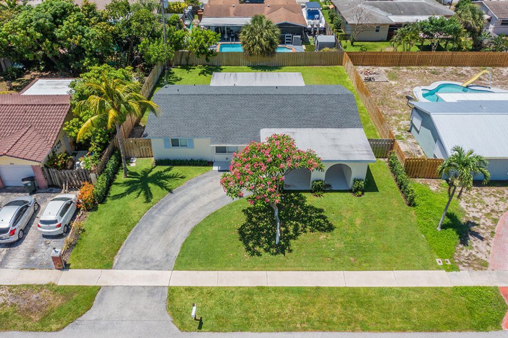 214 SW 3rd Street, Boca Raton, FL 33432 Photo