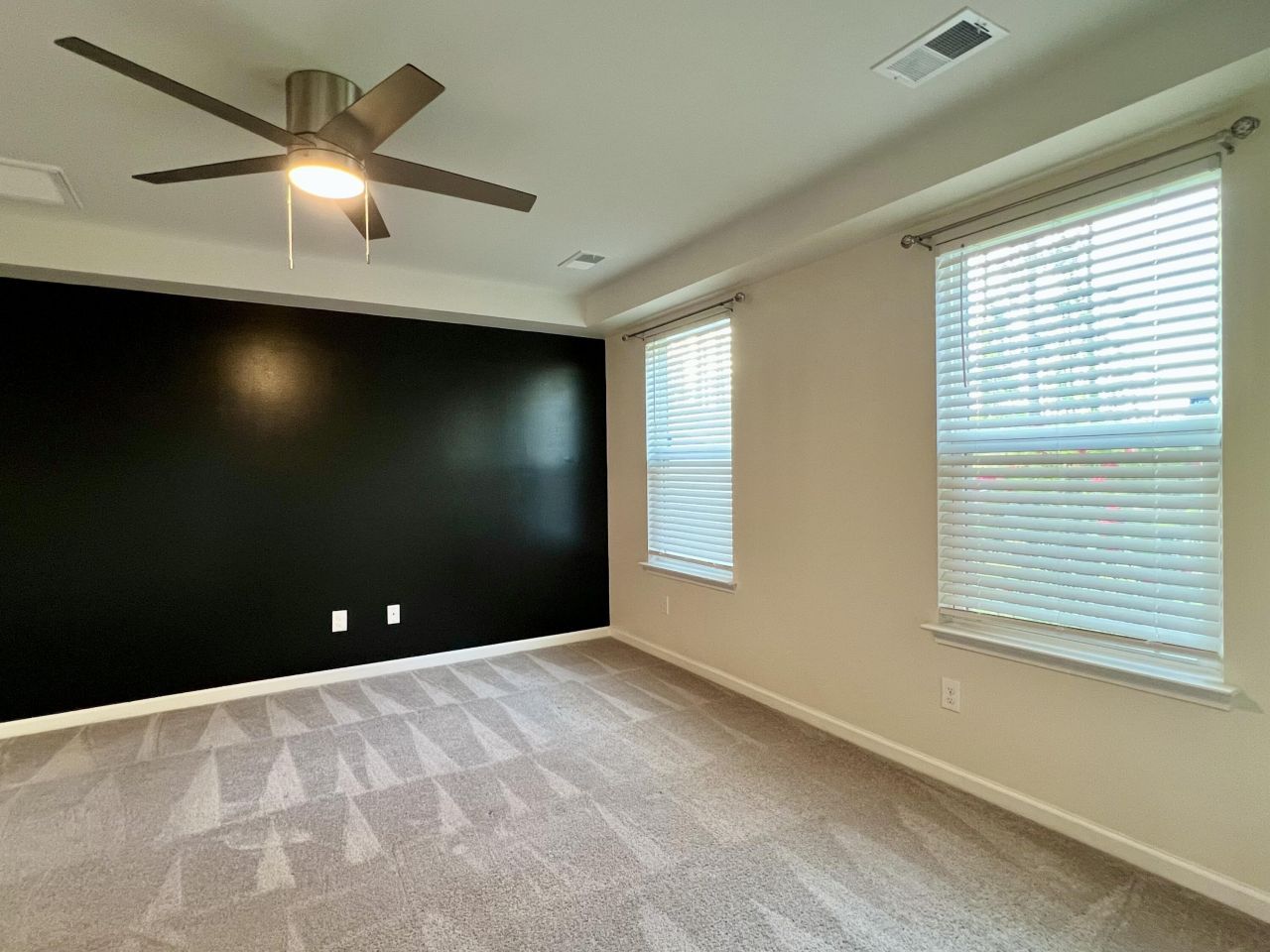 703 Hilchot Drive Photo 24