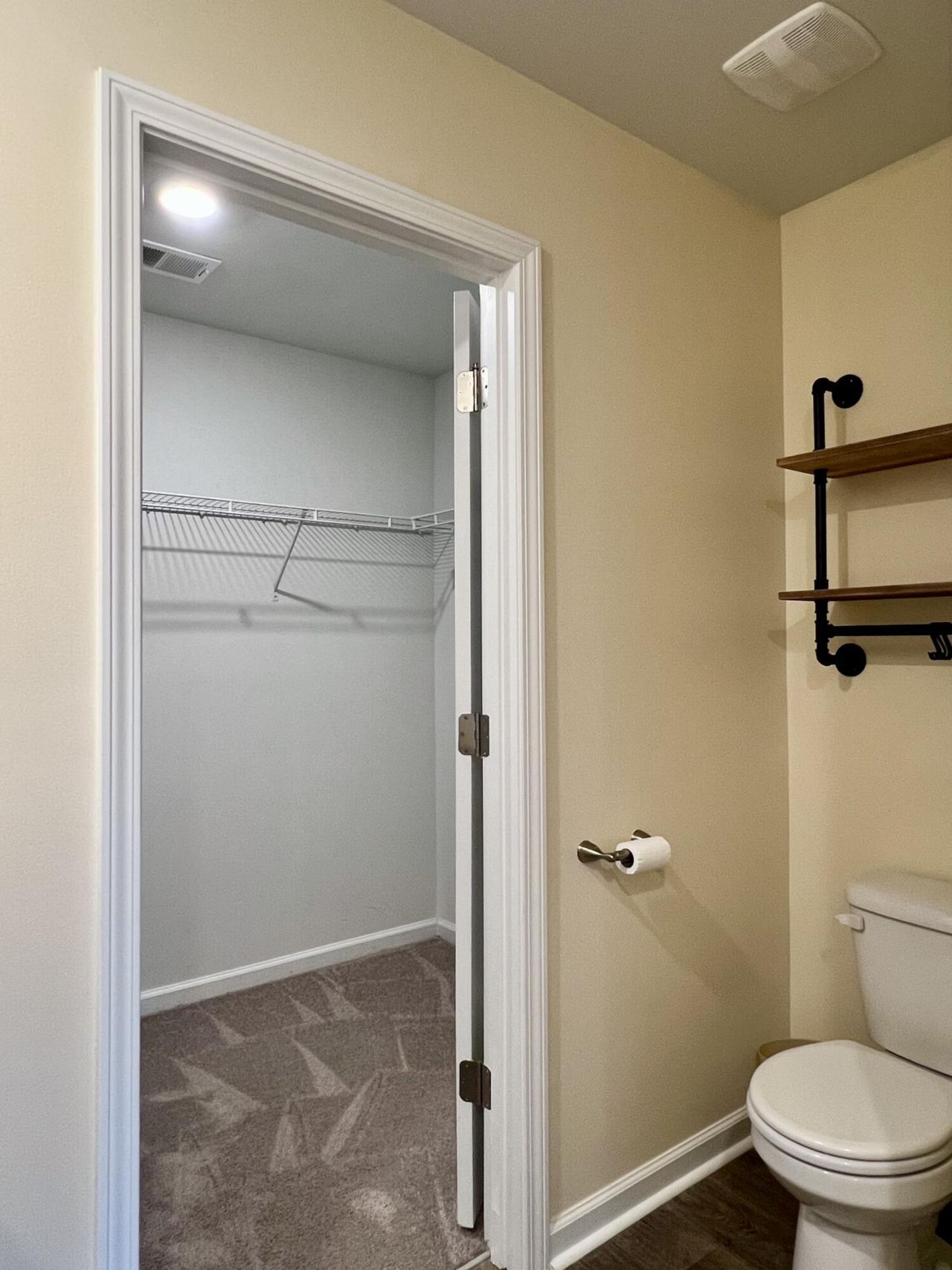 703 Hilchot Drive Photo 28