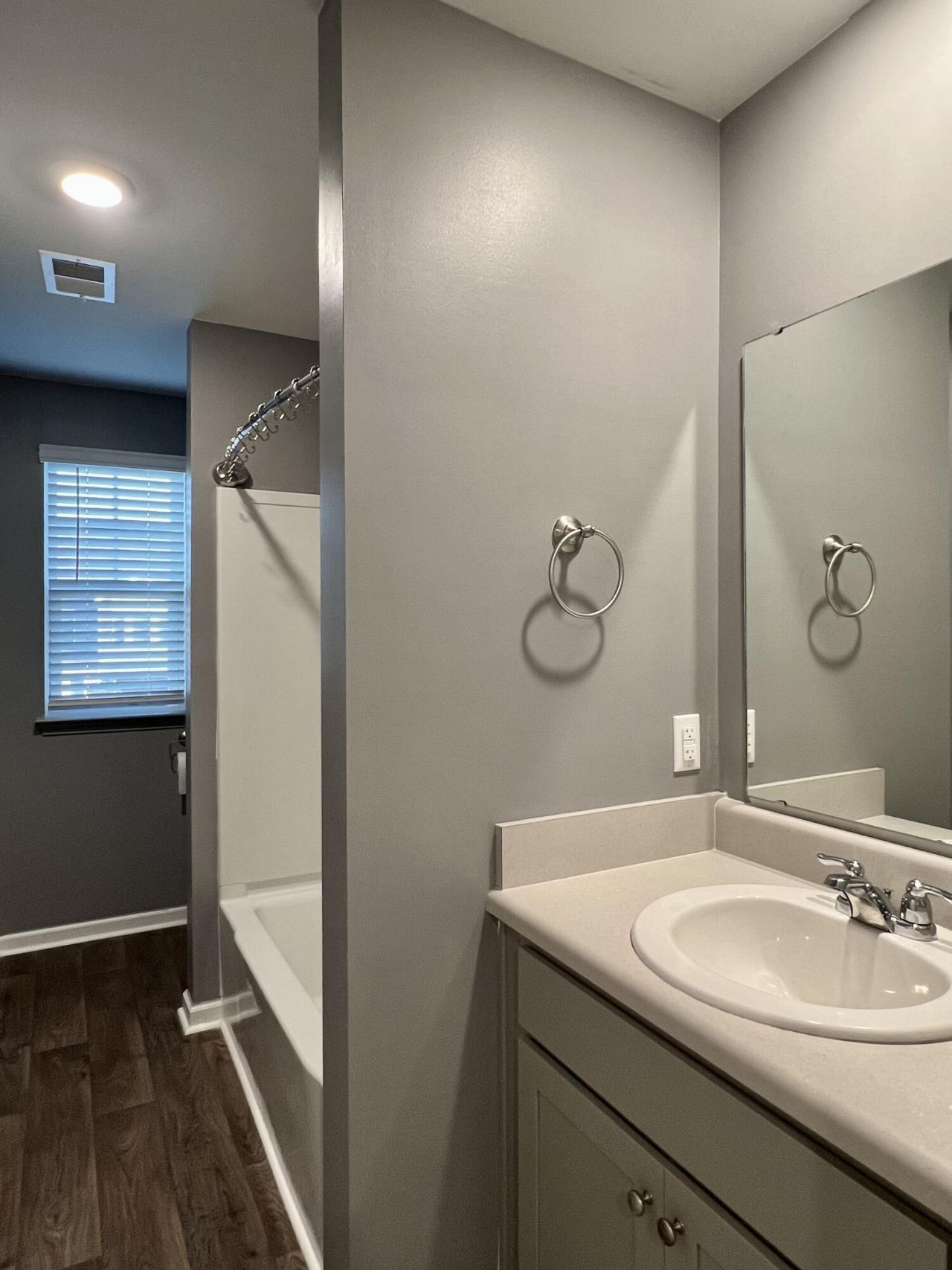 703 Hilchot Drive Photo 32