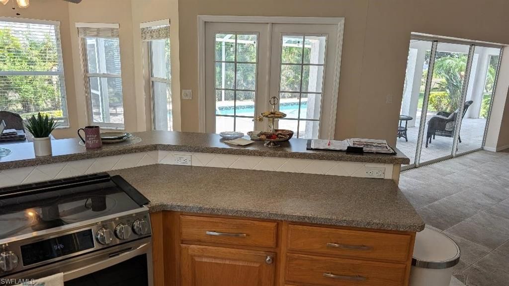 2019 SW 43rd Ter, Cape Coral, FL 33914 Photo