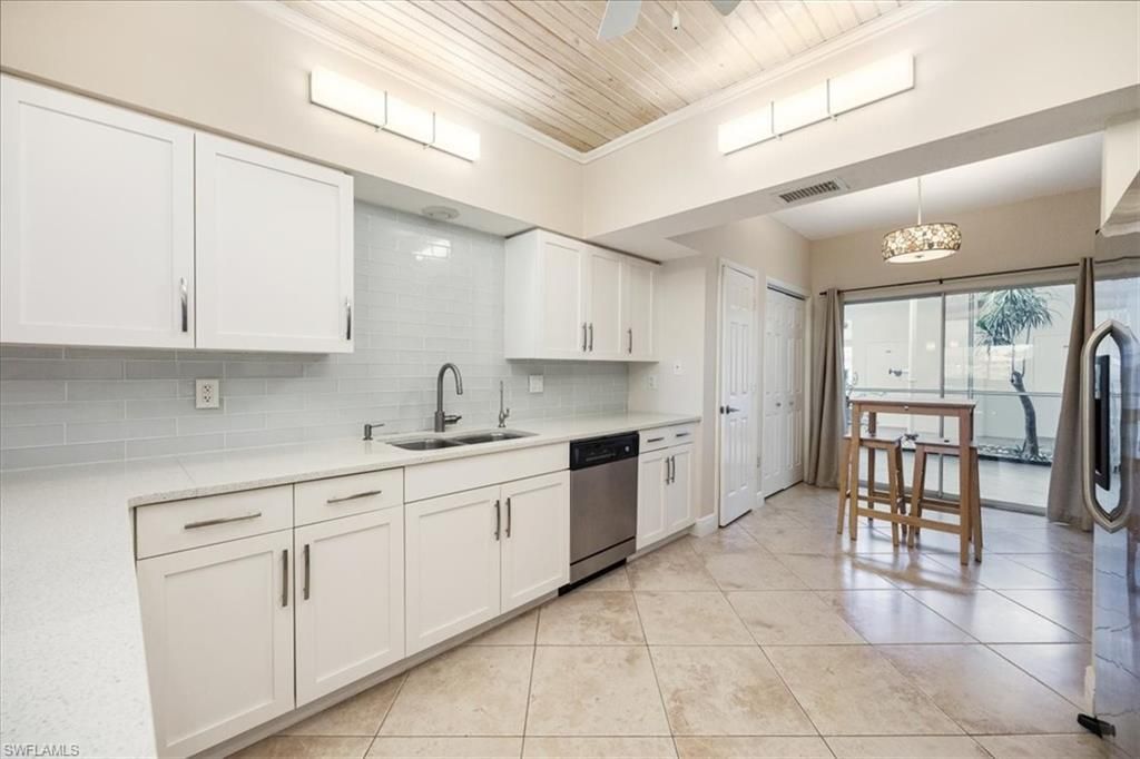 6025 Chardonnay Ln, Unit 103, Naples, FL 34119 Photo