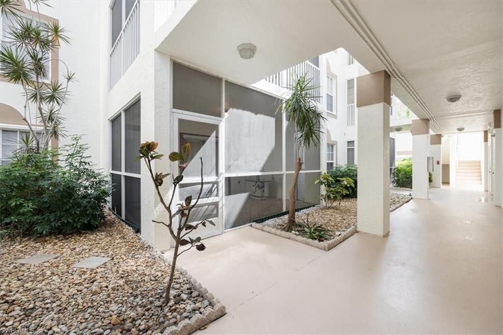 6025 Chardonnay Ln, Unit 103, Naples, FL 34119 Photo