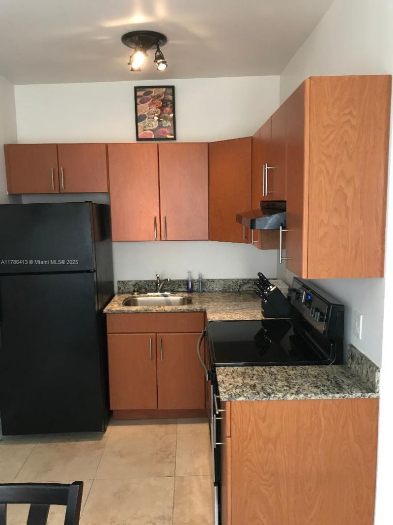 440 SW 5th Ave, Miami, FL 33130 Photo