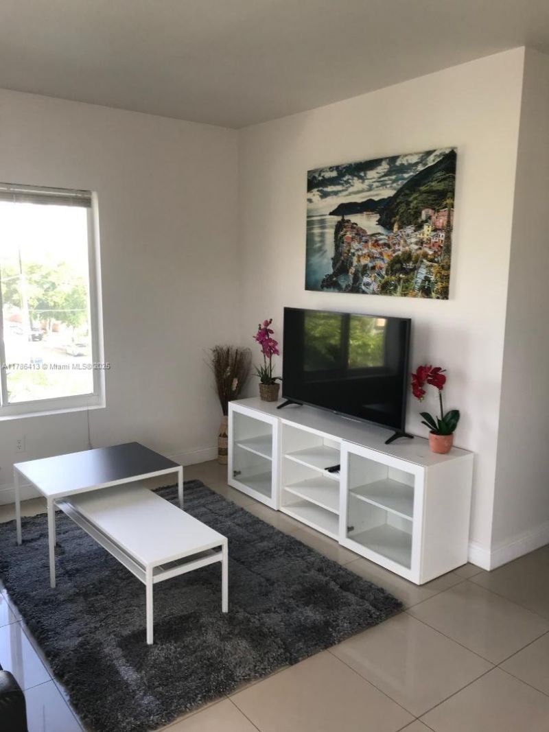 440 SW 5th Ave, Miami, FL 33130 Photo