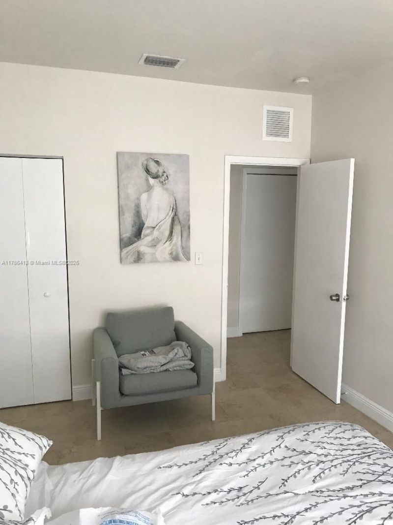 440 SW 5th Ave, Miami, FL 33130 Photo