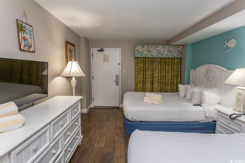 6804 Ocean Blvd. N Photo 4