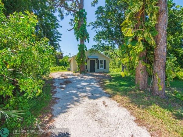 1325 17th Ct, Vero Beach, FL 32962