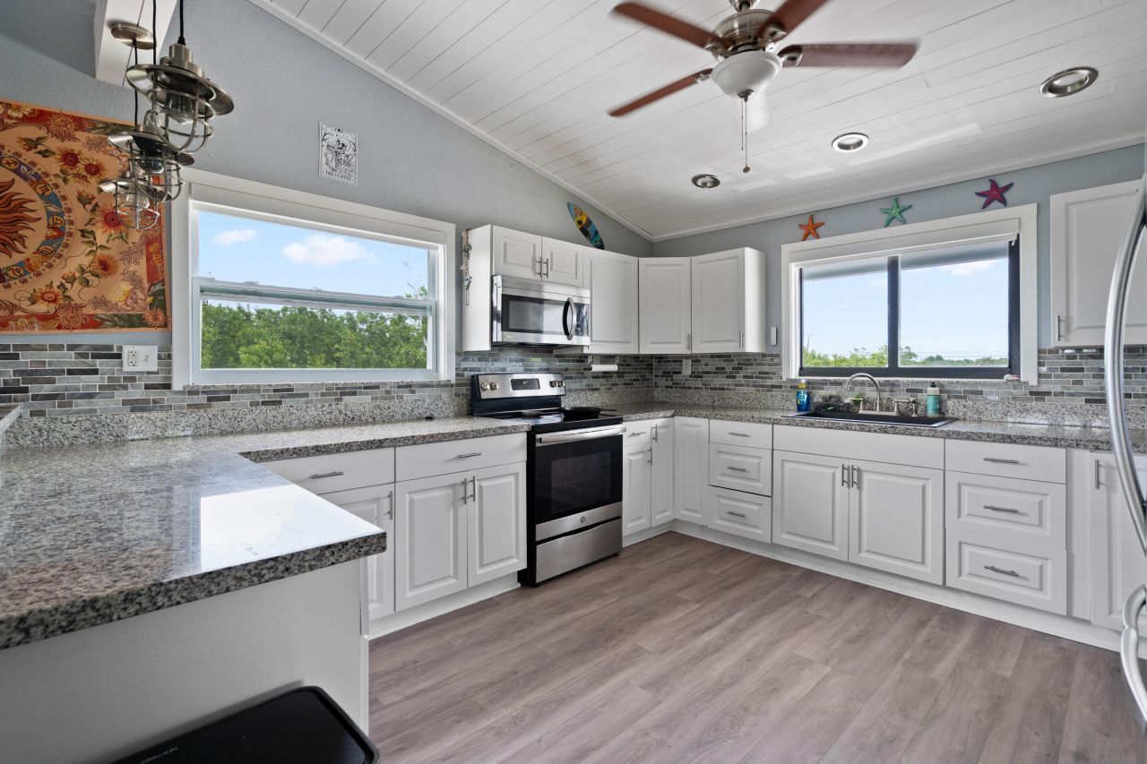 3746 Park Avenue, Big Pine Key, FL 33043 Photo