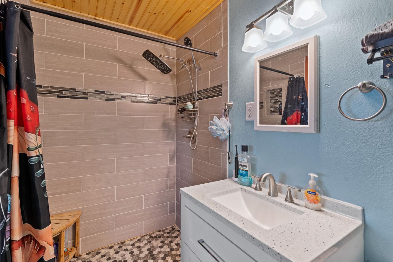 3746 Park Avenue, Big Pine Key, FL 33043 Photo