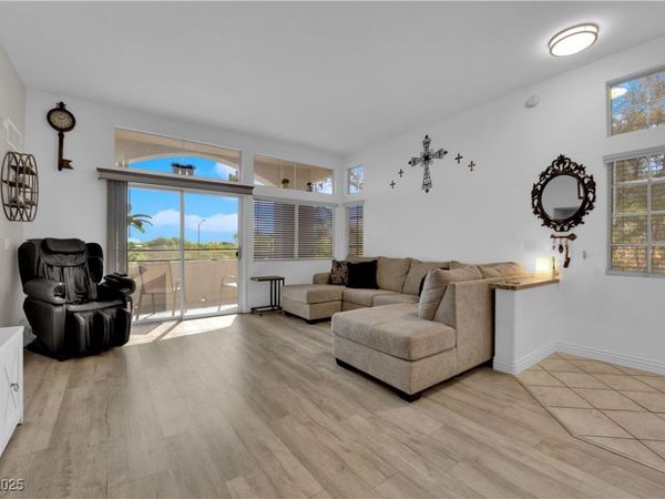 3125 N Buffalo Drive, Unit 2103, Las Vegas, NV 89128